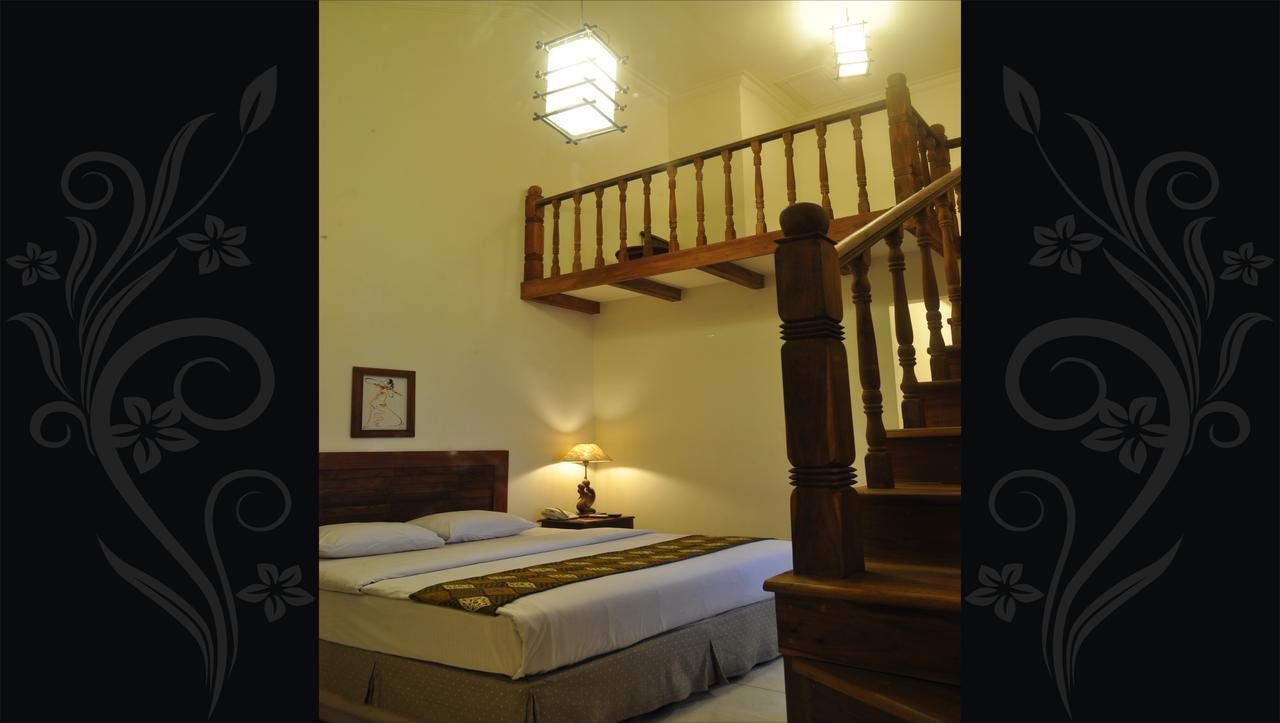 Bukit Daun Hotel And Resort Kediri  Bagian luar foto