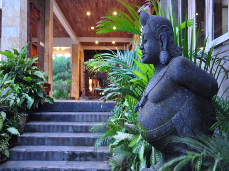 Bukit Daun Hotel And Resort Kediri  Bagian luar foto