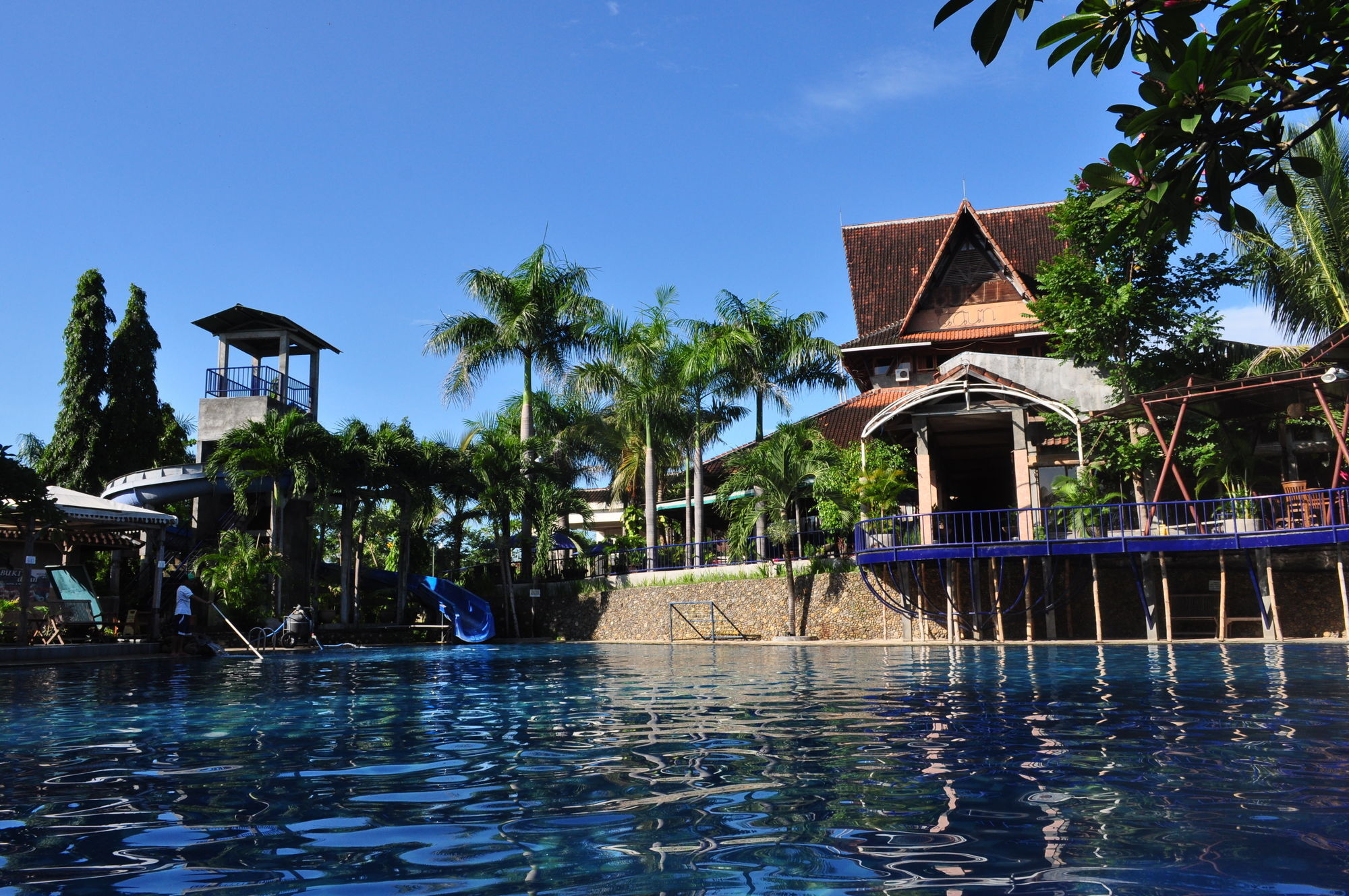 Bukit Daun Hotel And Resort Kediri  Bagian luar foto