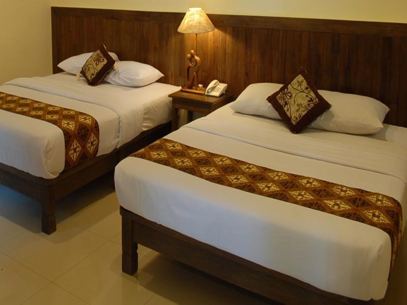 Bukit Daun Hotel And Resort Kediri  Bagian luar foto